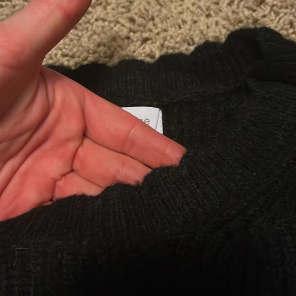 Liz Claiborne Black Scallop Neck Sweater - Picture 3 of 7